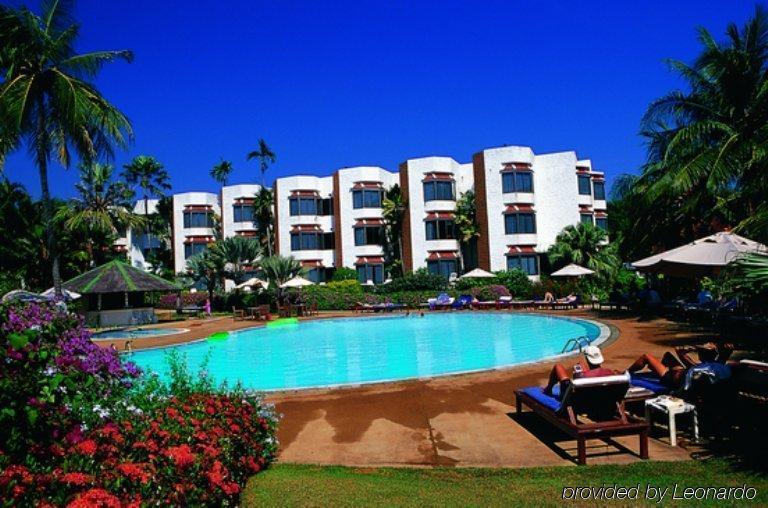 Palmeraie Beach Hotel, Rayong Ban Ang Kültér fotó